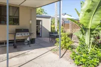 Tasman Holiday Parks - Cairns Cool Waters Hotels in Holloways Beach