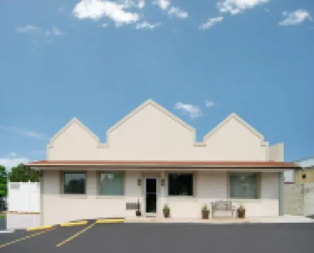 エコノ ロッジ ベルフォンテ I-99