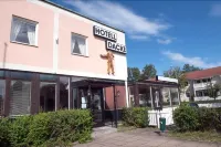 Hotell Dacke Hotels near H-City