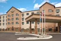 Country Inn & Suites by Radisson, Bemidji, MN Hotel berhampiran Paul Bunyan Mall