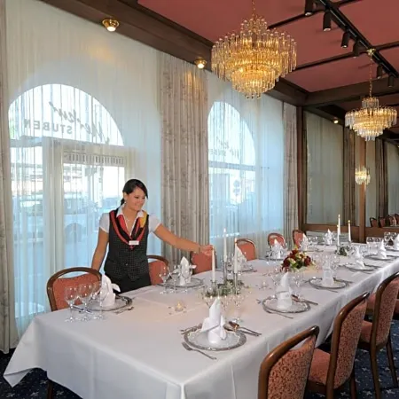 Ringhotel Loew's Merkur Отели рядом с достопримечательностью «Зюдштадт»