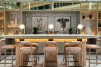 Hilton London Heathrow Airport - bar