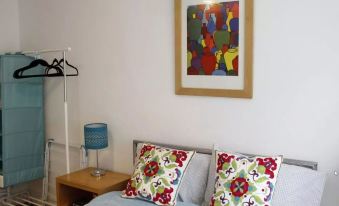 The Shop Cotswold Apartment Sleeps 2