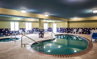 Sleep Inn & Suites Oakley I-70