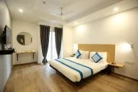 The Roseman Hotel and Suites 락쉬미 일렉트리컬 주변 호텔