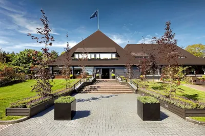 Van der Valk Hotel Apeldoorn - de Cantharel Hotels near Wittenborg University of Applied Sciences