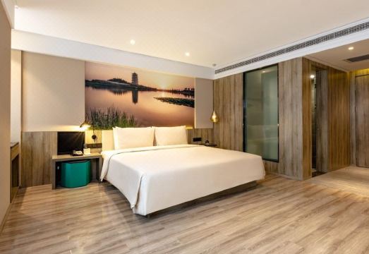 시안 싱정센터 고속철도역 아투어 호텔