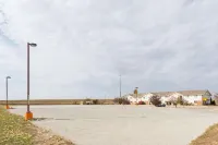 Super 8 by Wyndham Pontiac Hotels in Pontiac