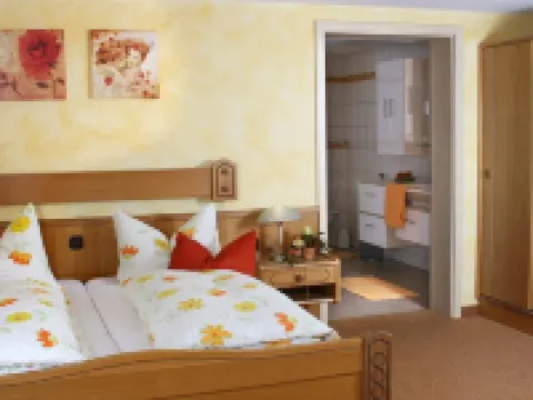Schwarzer Adler - Hotel Garni Hotels in Landkreis Neustadt a.d.Aisch-Bad Windsheim