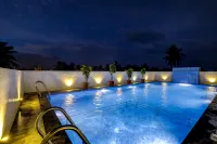 Livaana - piscina