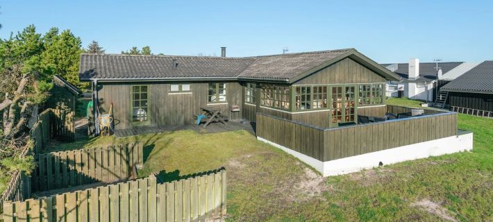 "Annabell" - 150m from the Sea Hotels in Saeby