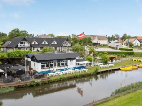 "Faik" - 650m from the Sea