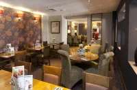 Premier Inn Bristol Cribbs Causeway (M5, J17) Hotels in Filton