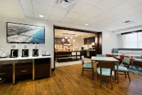 Hampton Inn Jacksonville-I-295 East/Baymeadows - breakfast