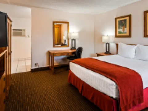 Best Western Paradise Inn  Resort Hotels in Fillmore
