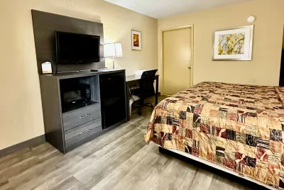 Days Inn by Wyndham Charlotte Northlake Hotels in Mecklenburg County