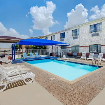 SureStay Plus Hotel by Best Western San Antonio Airport