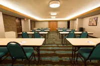 Heritage Inn Suites San Antonio Airpt, Trademark by Wyndham