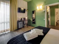 Best Western Plus CHC Florence Hotels near Ospedale Meyer