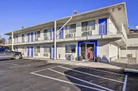 Motel 6 Green Bay, WI Hotels in Howard
