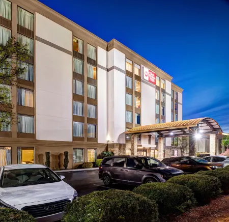 Holiday Inn & Suites Columbia Northeast