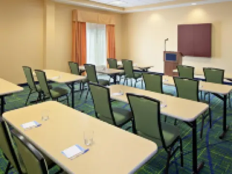 Fairfield Inn & Suites Lewisburg Hotels in Lewisburg