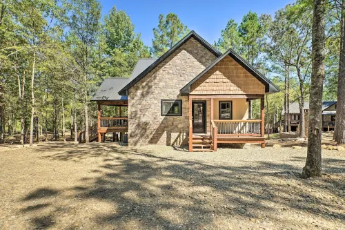 Modern Broken Bow Cabin, Near Lake and Wineries