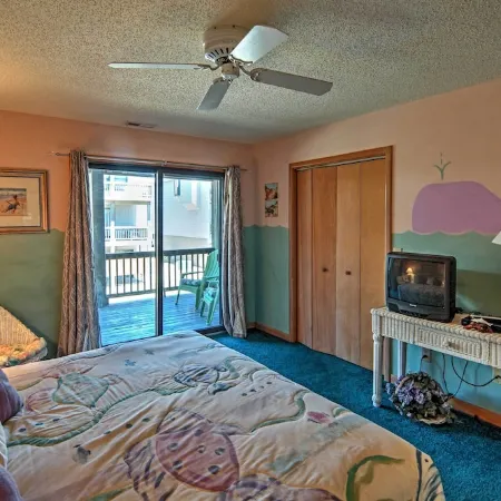 Kitty Hawk Townhome at Sea Dunes - Walk to Beach!