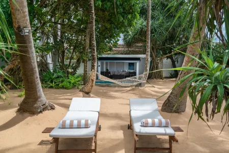 Taru Villas 906 - Hikkaduwa Отели рядом со станцией Hikkaduwa Railway Station