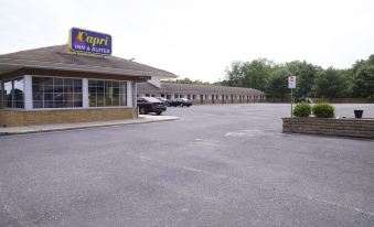 Capri Inn and Suites