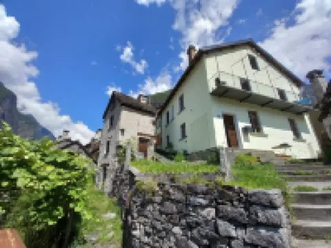 "Casa Coerente" Cavergno - Rooms #1-4 Hotels in Cevio
