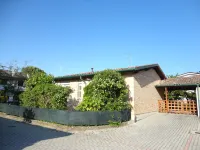 Villa al mare circondata da giardino