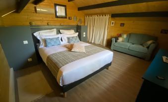 Lavender Lodge for 4 Persons in the Luberon