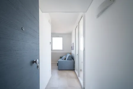 Stylish Residence Torre Bianca 2 Bedroom Sleeps 6