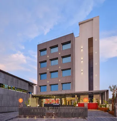 Zone By The Park Pathankot Hotels near Senior Citizen Park