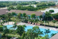 Ozon Hotel - parking