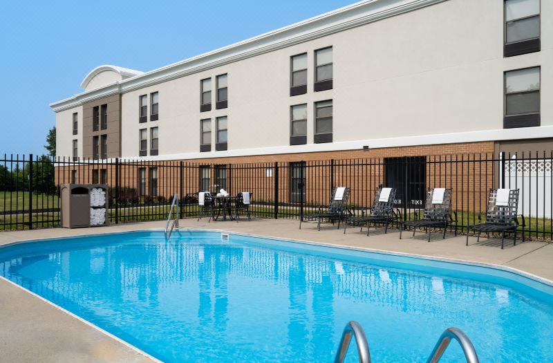 Holiday Inn Express Indianapolis Airport by IHG photo 3