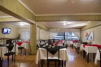 Hotel Dikran Các khách sạn gần Infantil Park