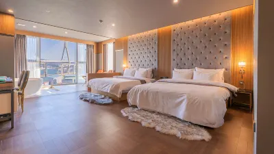 Yeongdo Grandbern Hotel
