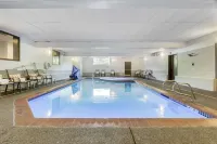 Comfort Inn & Suites Pacific - Auburn