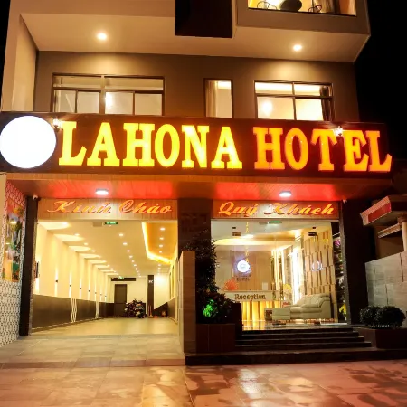 Lahona Hotel