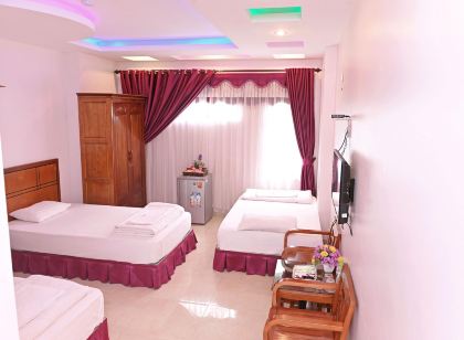 Khach san Hoang Ha River Town