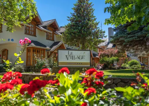 Hotel y Cabañas le Village
