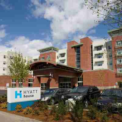 Hyatt House Bellevue Hotel Exterior