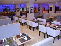 Hotel Adef