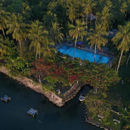 Riviera Resort