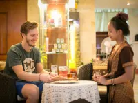 Infinity Guesthouse Отели рядом с достопримечательностью «Мэхад»