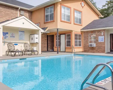 Quality Inn & Suites