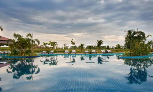 The Lake Garden Hotel Nay Pyi Taw - MGallery Collection