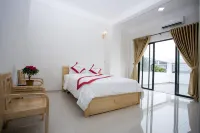 Hue Classic Hotel Hotels in Vy Da